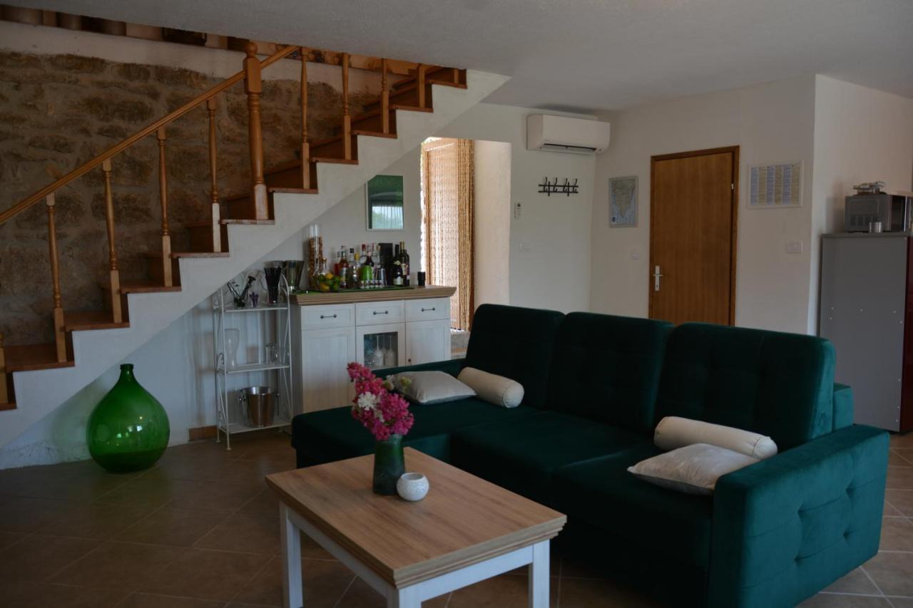 Casa Ferata - Holiday Home Vizinada Экстерьер фото