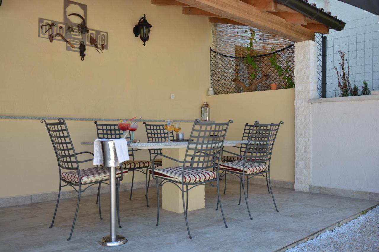Casa Ferata - Holiday Home Vizinada Экстерьер фото