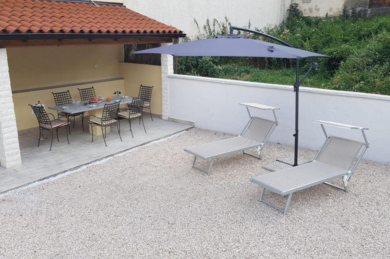 Casa Ferata - Holiday Home Vizinada Экстерьер фото